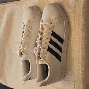 Adidas Sneakers - Never worn